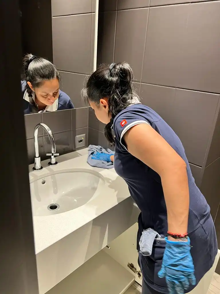 Nettoyage de fin de bail : salle de bain impeccable